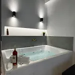 Botanica Noir Jacuzzi Valaoritou *