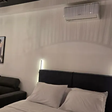 Botanica Noir Jacuzzi Valaoritou Apartamento Tessalónica